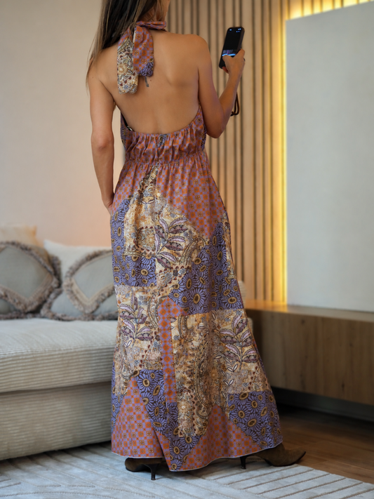 Taille unique convient du 36 au 40
Composition : 100% Coton.
Cathy mesure 1m66 fait un 36 et porte une taille unique.
Magnifique robe dos nu Lilas. Un peu grande pour moi qui n'ai pas de poitrine 😉