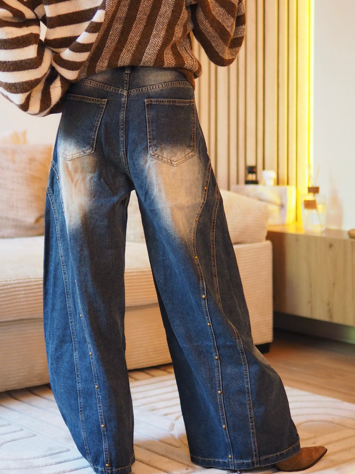 Magnifique jeans Balloon avec clous.