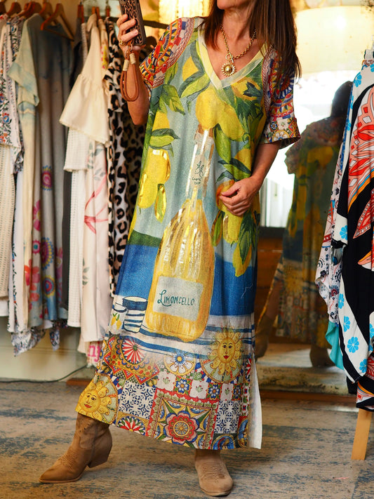Robe lurex, encolure V. Fentes cotés. Magnifique couleurs..

95% Viscose 5% Elasthane.
Taille unique convient du 36 au 46.
Tour de poitrine 154cm Longueur dos 132cm.