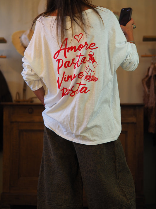 Teeshirt blanc inscriptions rouges.

Taille unique du 36 au 44.
100% Coton.
Tour de poitrine 120cm Longueur dos 68cm.